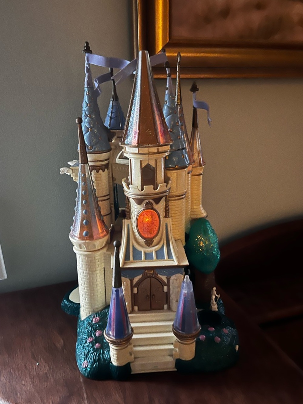 Disney Beauty and the Beast Belle Castle Polly Pocket 1998 toy Trendmaster light